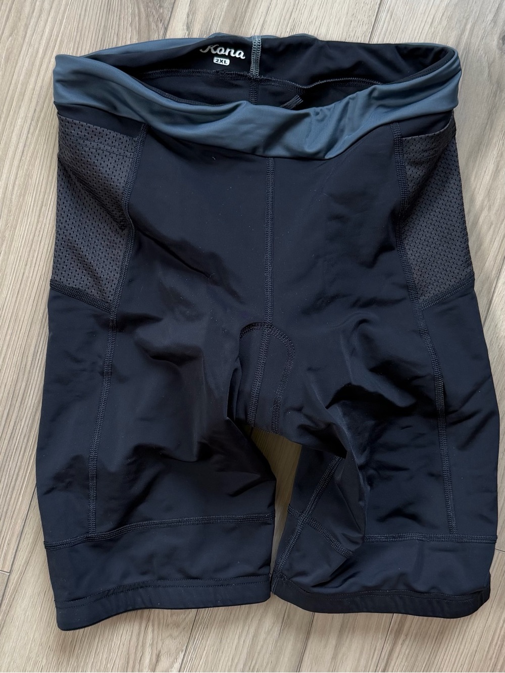 Kona Black Cycling Shorts Padded 10” inseam Sz 2XL